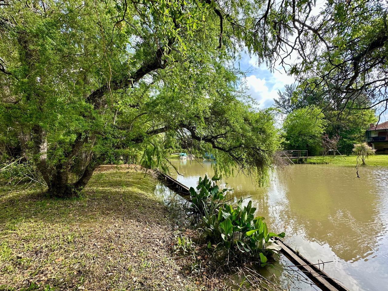 Terreno en venta en Jardín Náutico Escobar