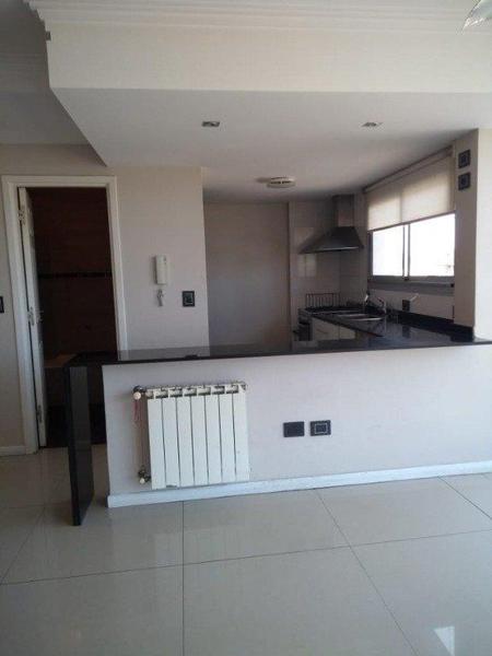 Departamento de 2 ambientes en Fortunato de la plaza y Rondeau