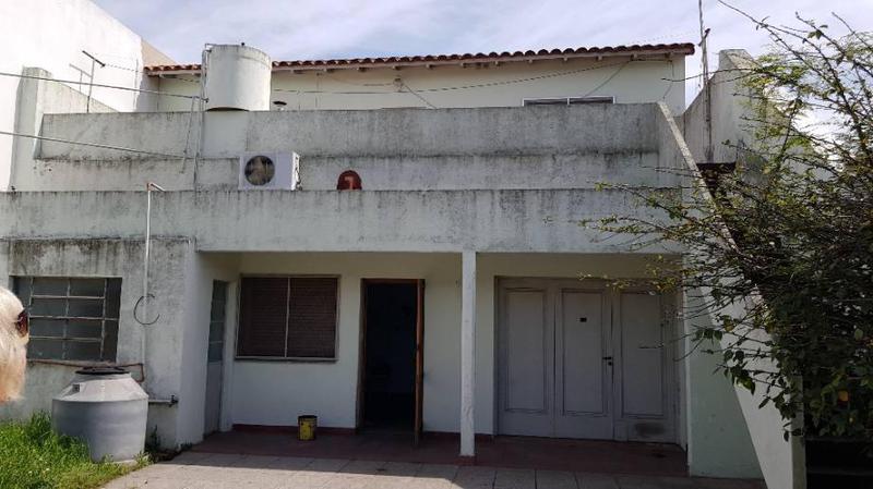 Galpon con Vivienda en Venta en Quilmes Oeste