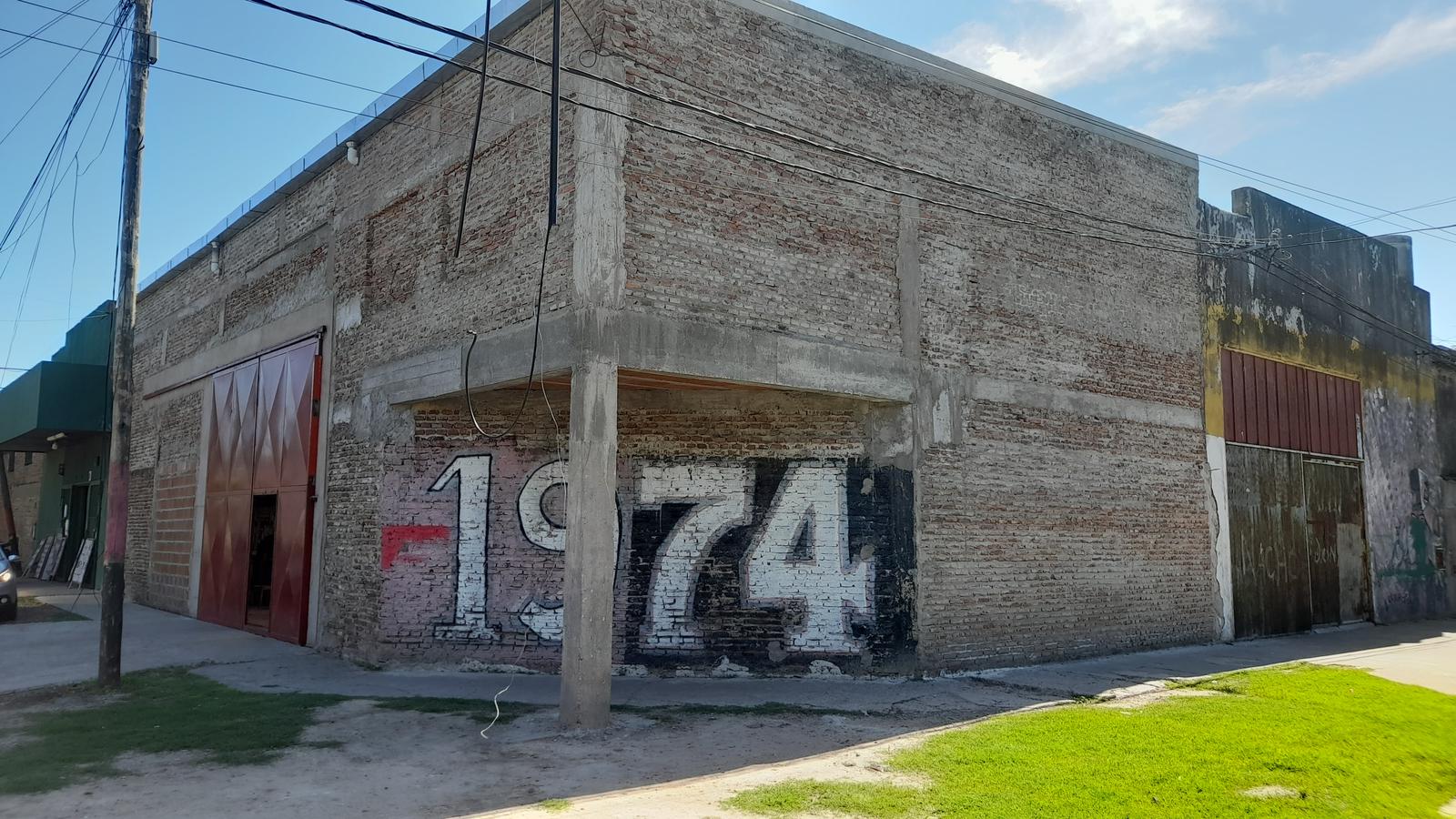 Venta / Permuta Galpón 200m2 cubiertos. Zona Sur, Rosario.