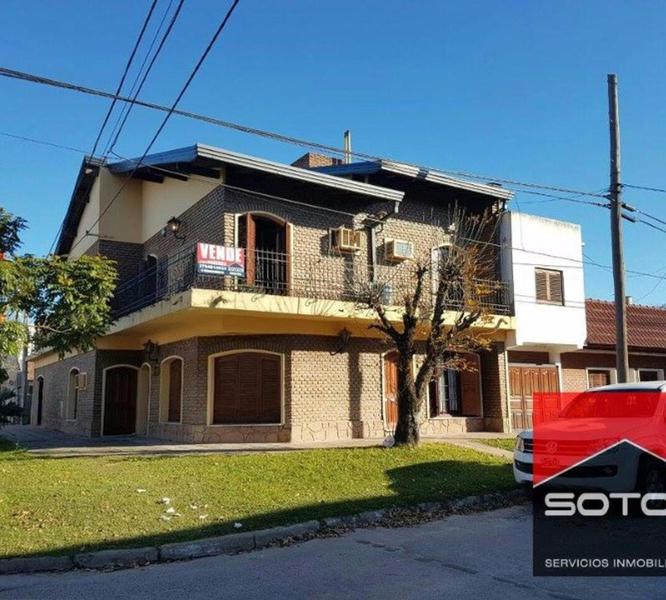 SE VENDE HERMOSA CASA