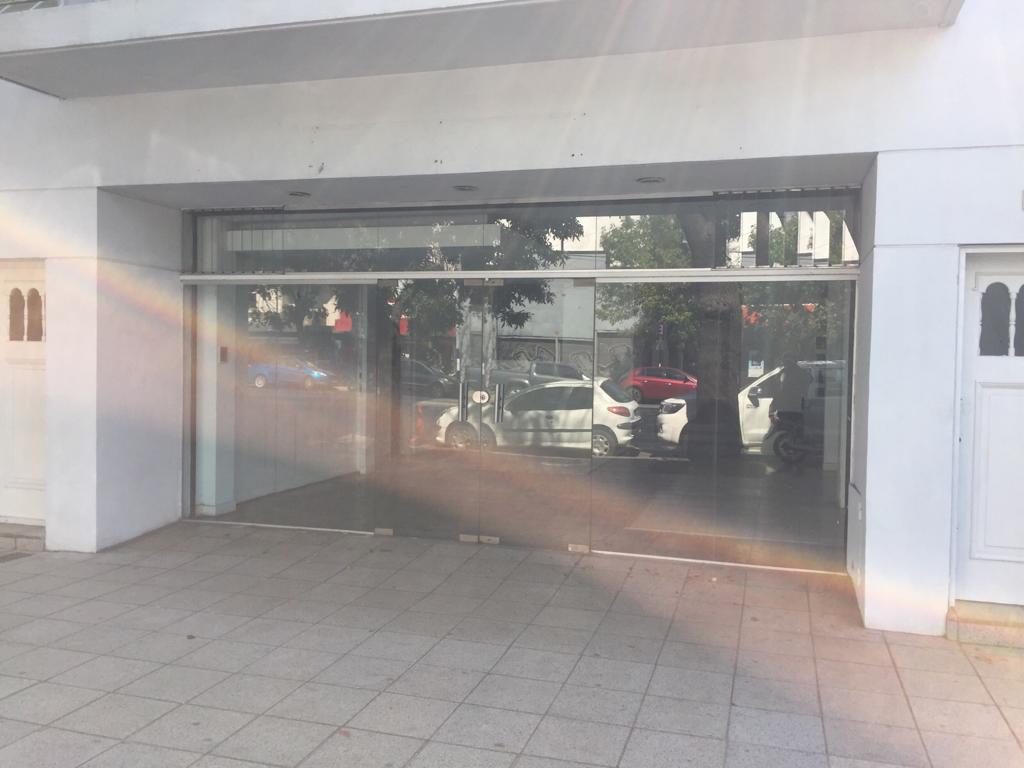 Local Comercial en  Venta