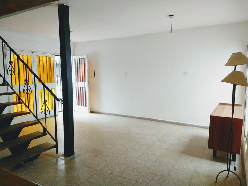 ALTO ALBERDI -  VENTA - 3 Dormitorios - Cochera  - A Mts de Duarte Quiros