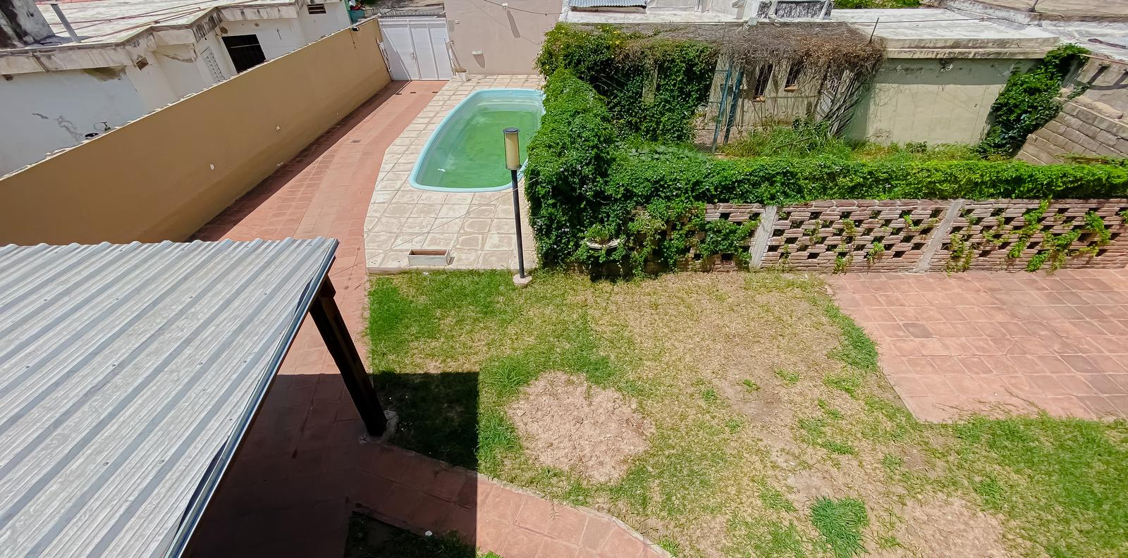 Se Vende Casa con pileta en Barrio Arguello Norte !