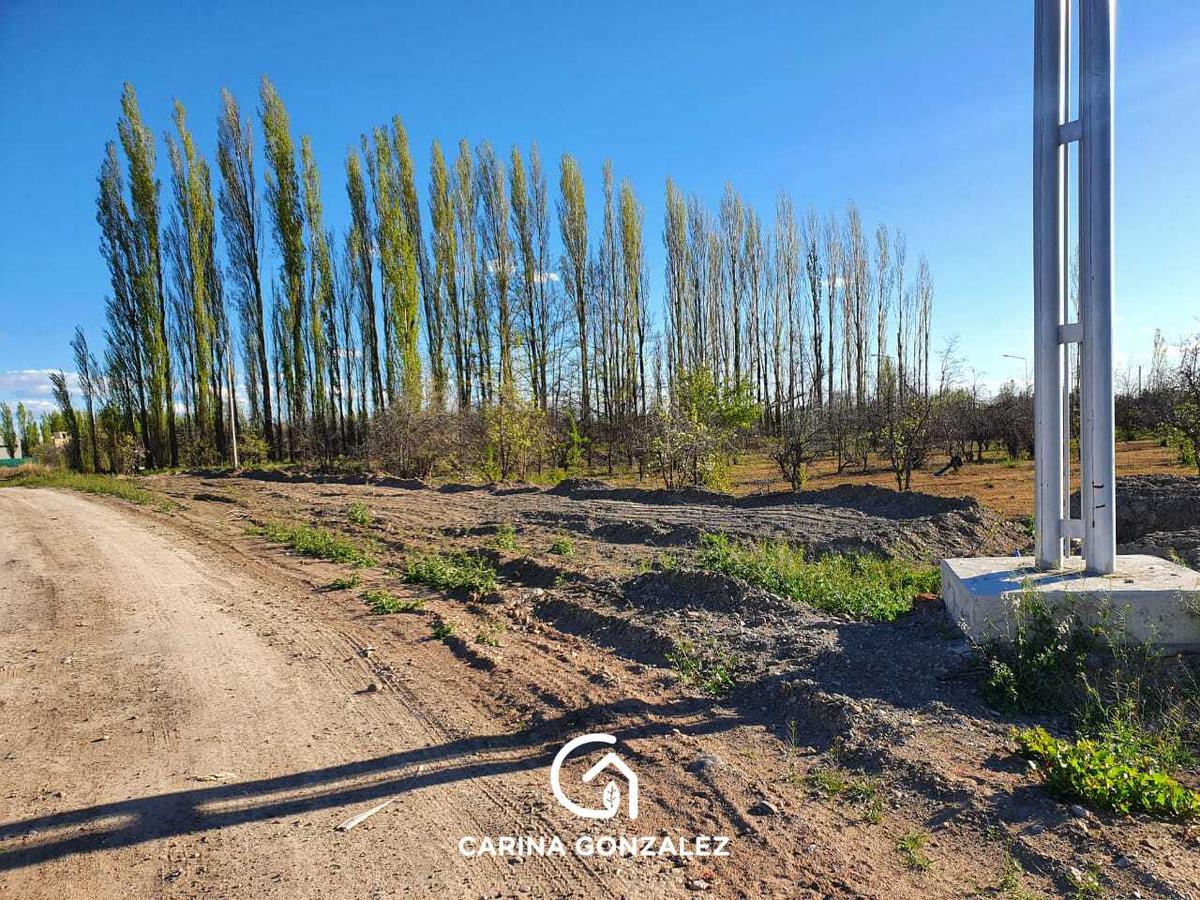 Venta terreno 300 m2  Neuquén capital