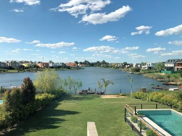 Alquiler temporal casa a la laguna en San Benito - Villanueva