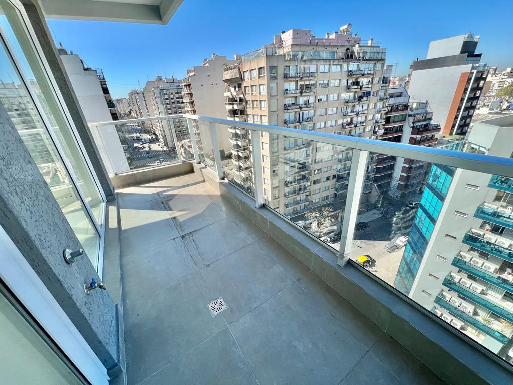 4 amb con 3 habitaciones en suite y Cochera - Piso alto - Torre Brukman - Full Amenities