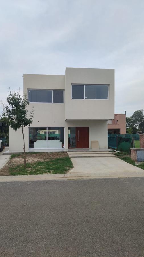 Casa en venta Vila Marina I Villa Nueva