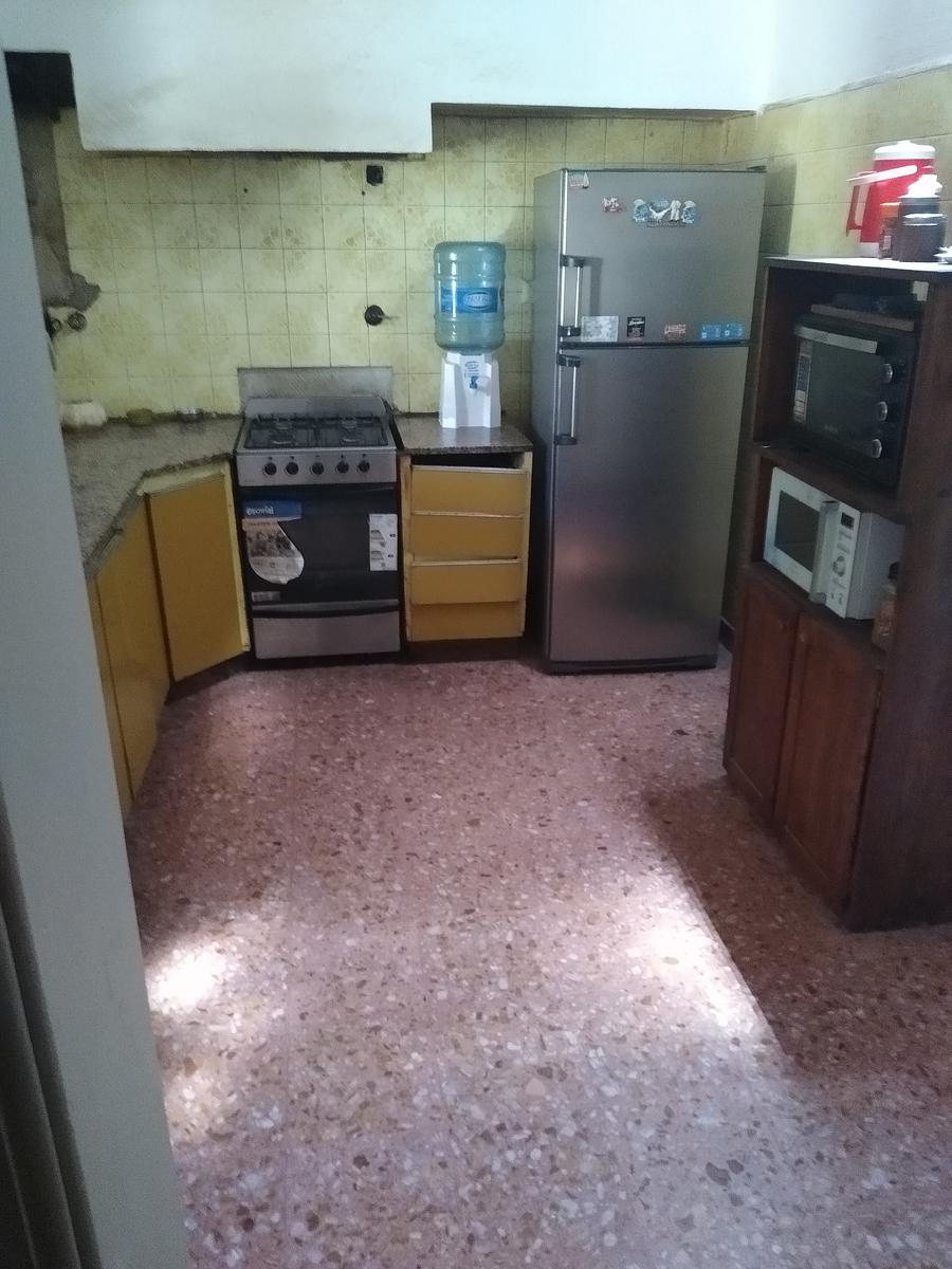 Venta  Casa  5 ambientes  392 m2 de terreno aprox.   en Villa Bosch