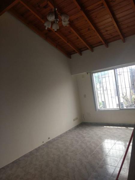 DEPARTAMENTO 2 AMBIENTES EN VENTA-CON PATIO - ZONA RAMOS MEJIA