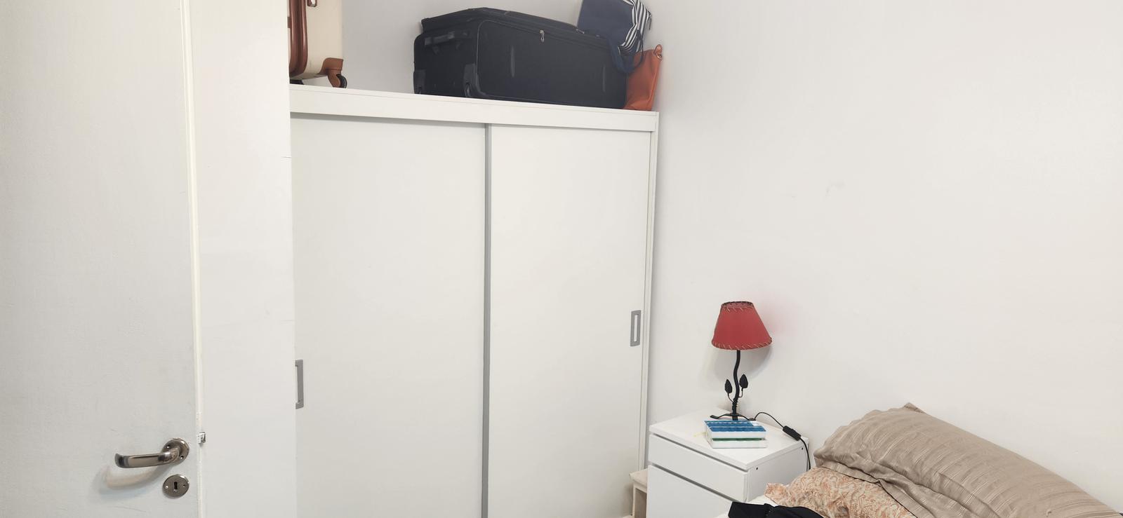 Departamento 2 ambientes en Villa Urquiza con balcón y cochera. Palier semi-privado