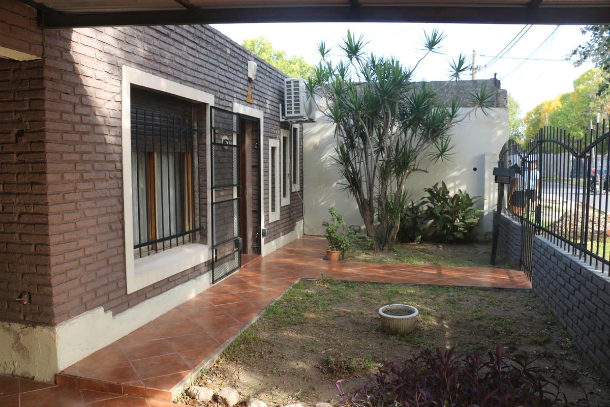 Venta casa de 2 dormitorios en zona Sur