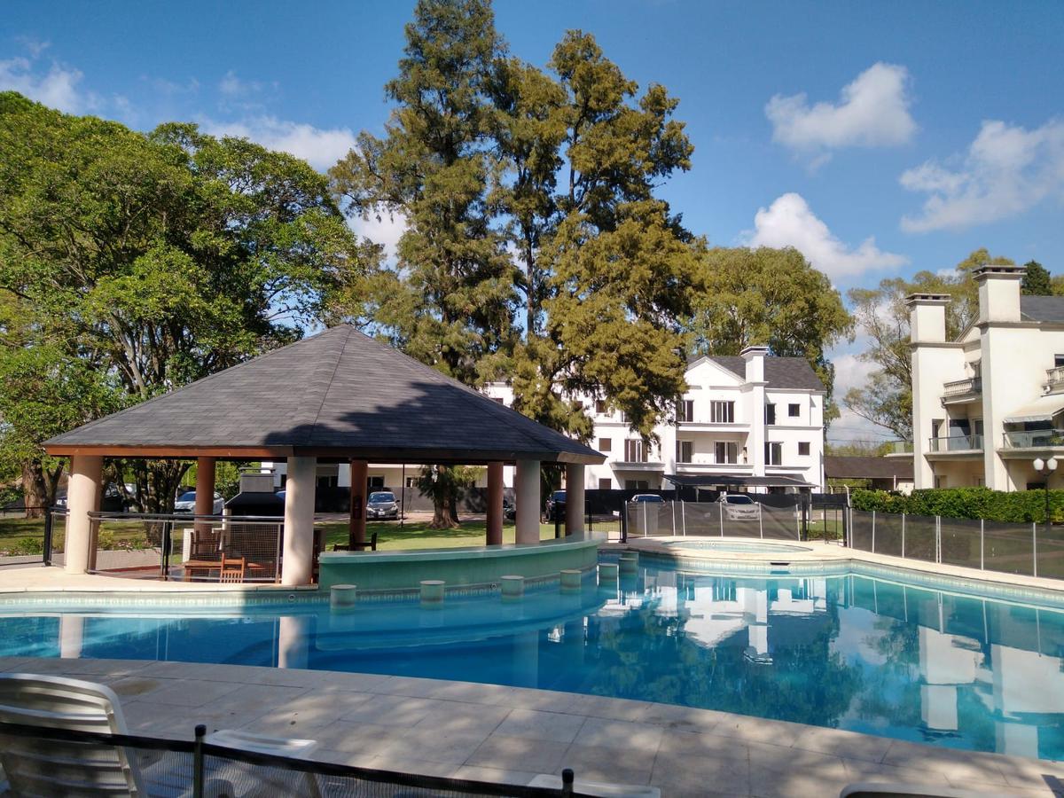 Venta Departamento 3 amb Aston Village en Pilar