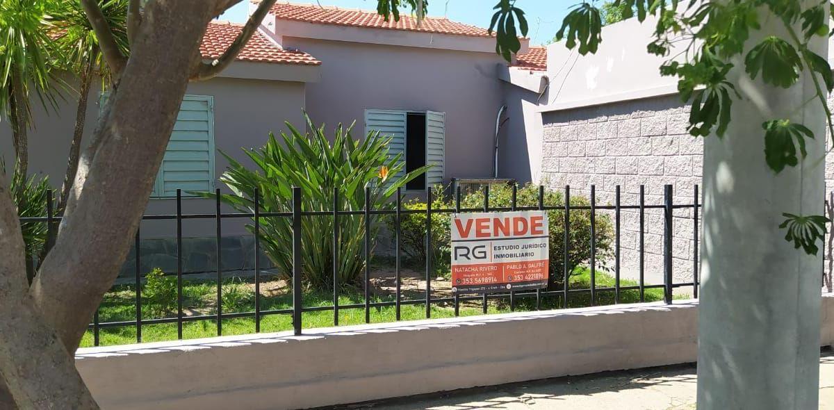 Casa en venta de 3 dormitorios c/ cochera en James Craik