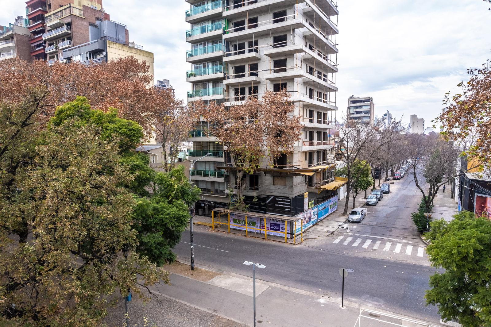 VENTA - DEPARTAMENTO DE UN DORMITORIO VISTA AL RÍO- PICHINCHA