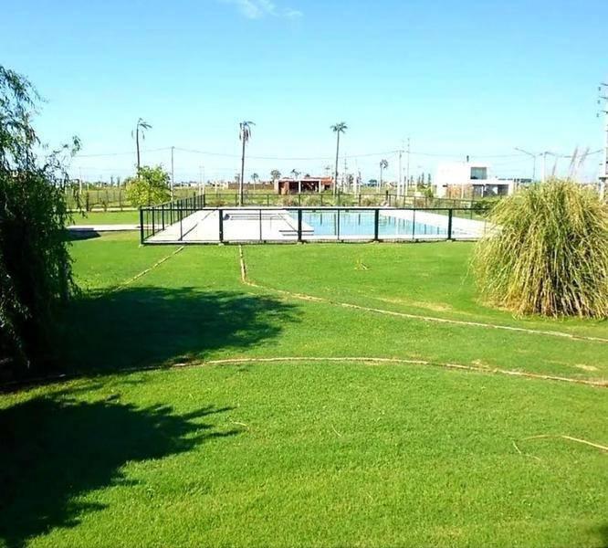 Venta lote El Molino Roldan frente al Club House