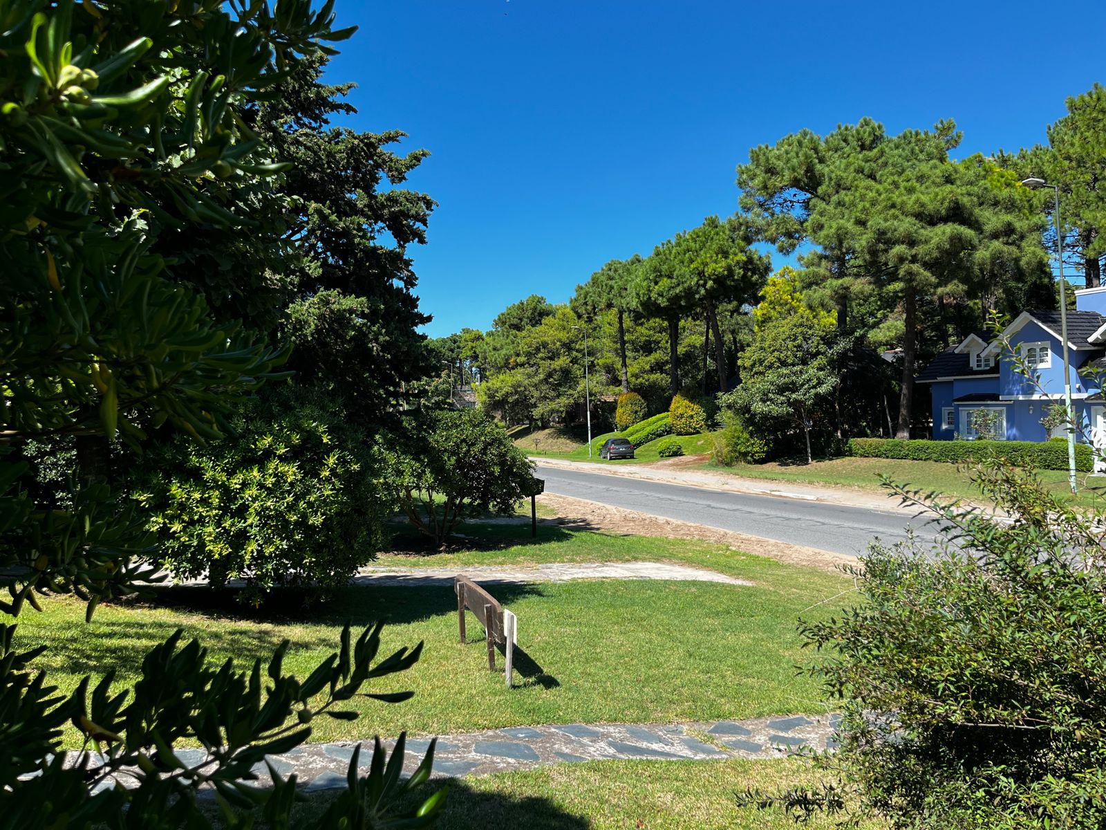 Casa en  Pinamar barrio tridentee