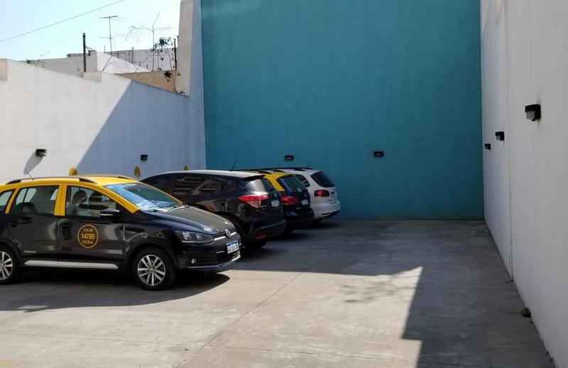 Venta cocheras fijas en Liniers
