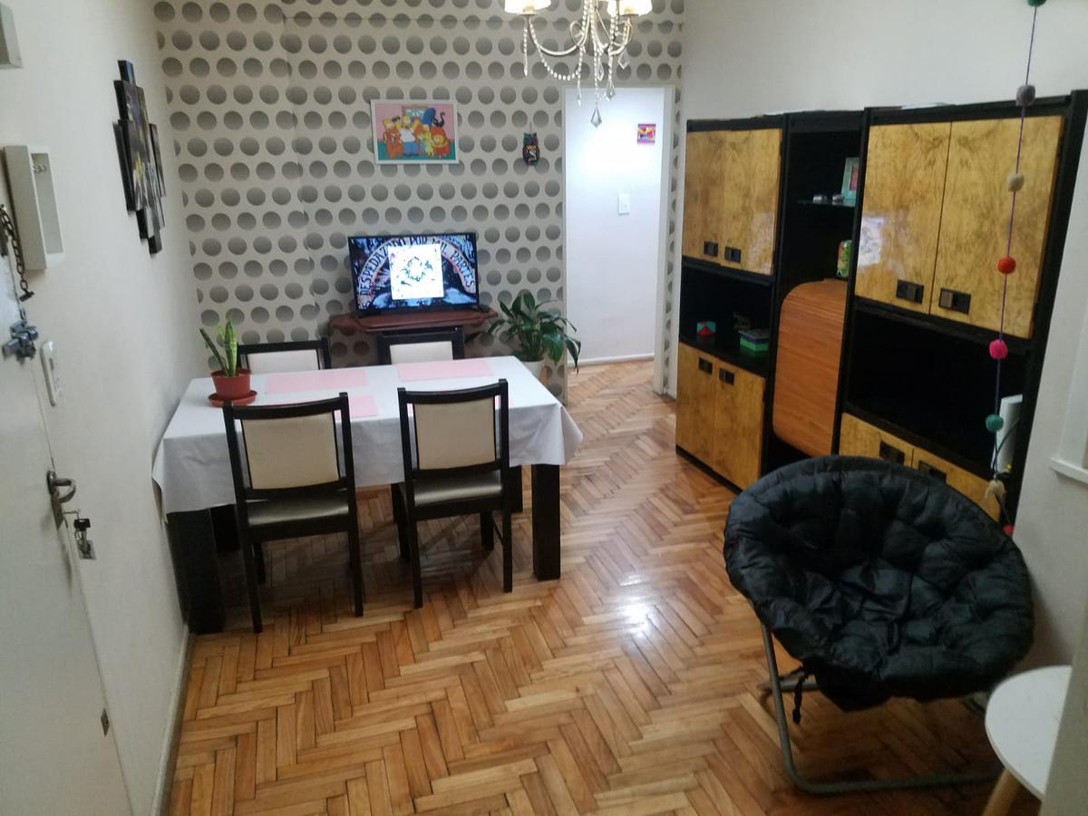 Departamento 2 ambientes - Almagro - Sarmiento 4600