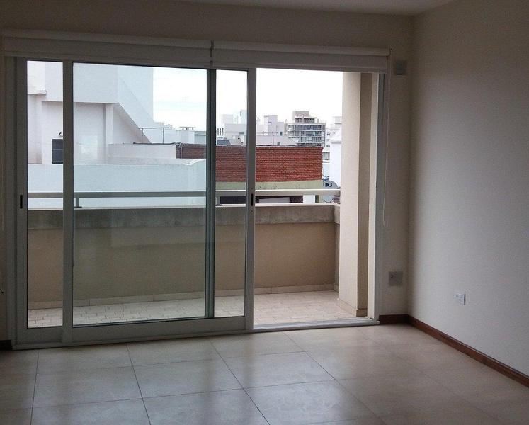 RETASADO  VENTA  DEPARTAMENTO 2 AMBIENTES  ESTRENAR  ZONA CHAUVIN  COCHERA