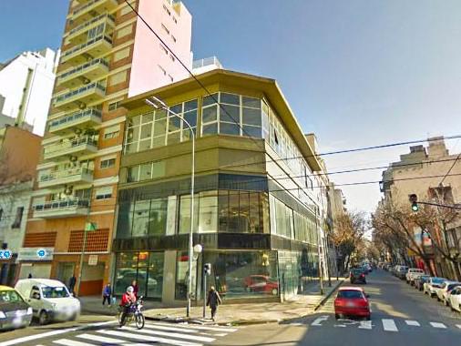 EDIFICIO COMERCIAL OFICINA EN ALQUILER CON ESTACIONAMIENTO y SIN EXPENSAS SAN CRISTOBAL