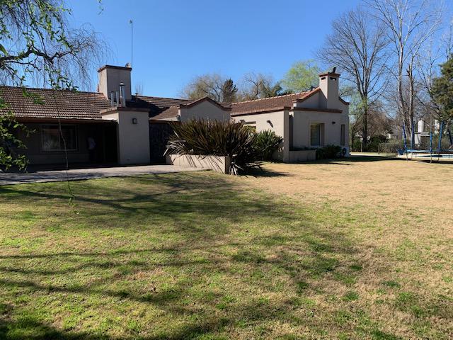 IMPECABLE CASA EN ALQUILER