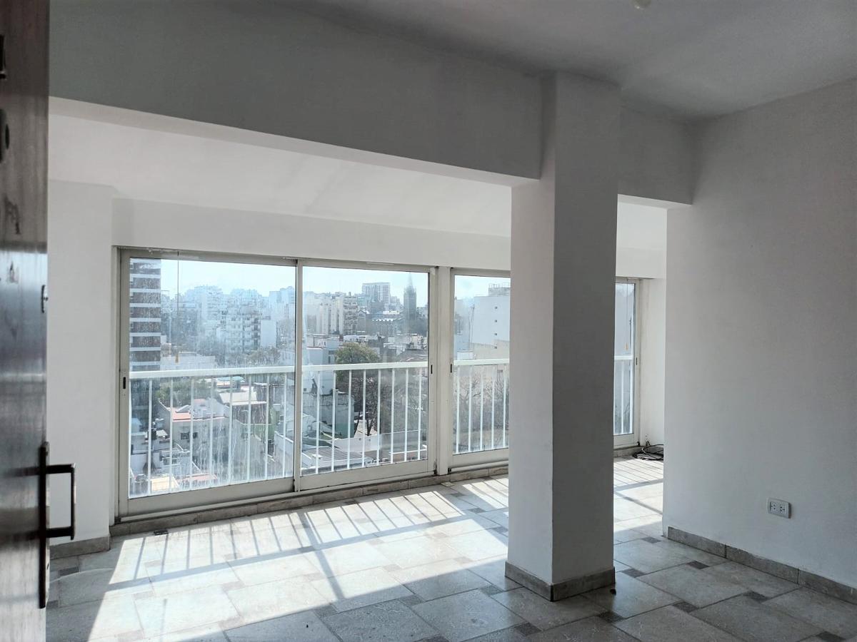 Venta  Departamento 2 ambientes con terraza - Almagro