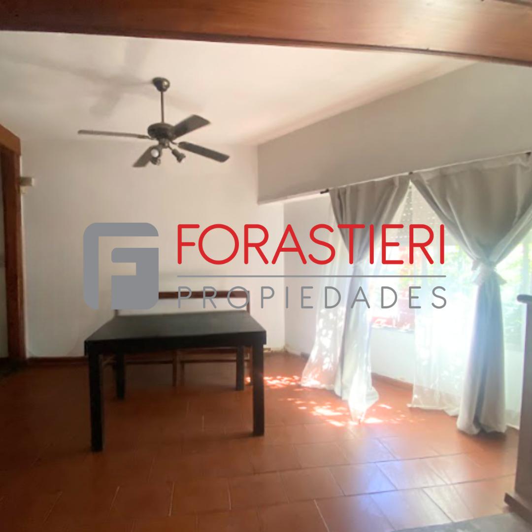 Casa en  venta 5 ambientes en Virreyes