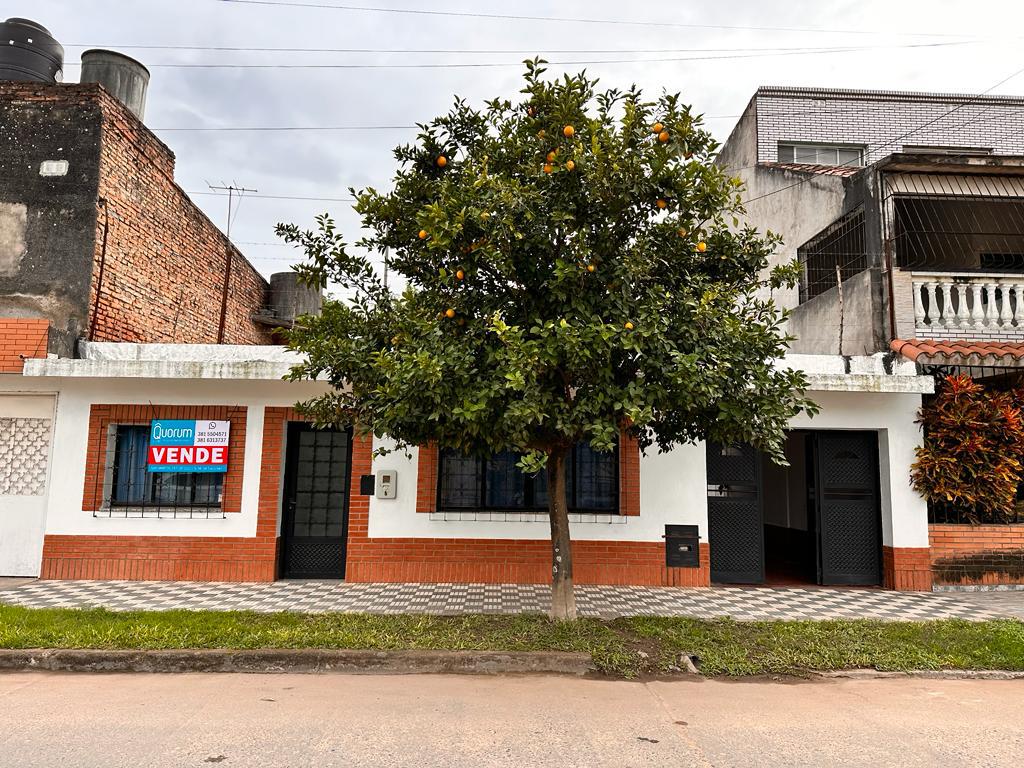 Amplia casa en VENTA de 3 dormitorios en zona Quinta Agronómica, Alsina al 2300