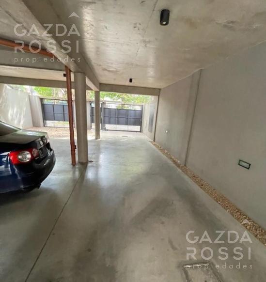 VENTA  departamento con cochera en Lomas de Zamora