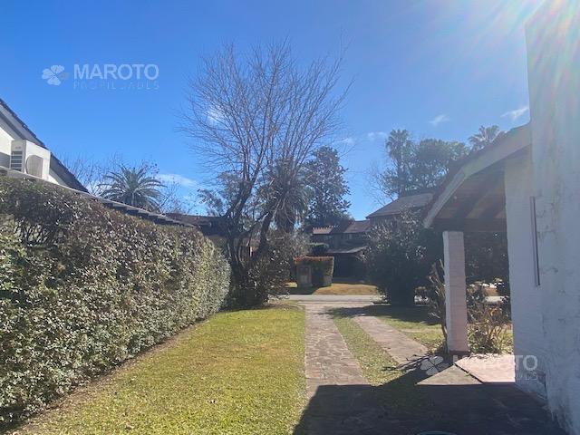 CASA EN VENTA EN LOS HORNEROS