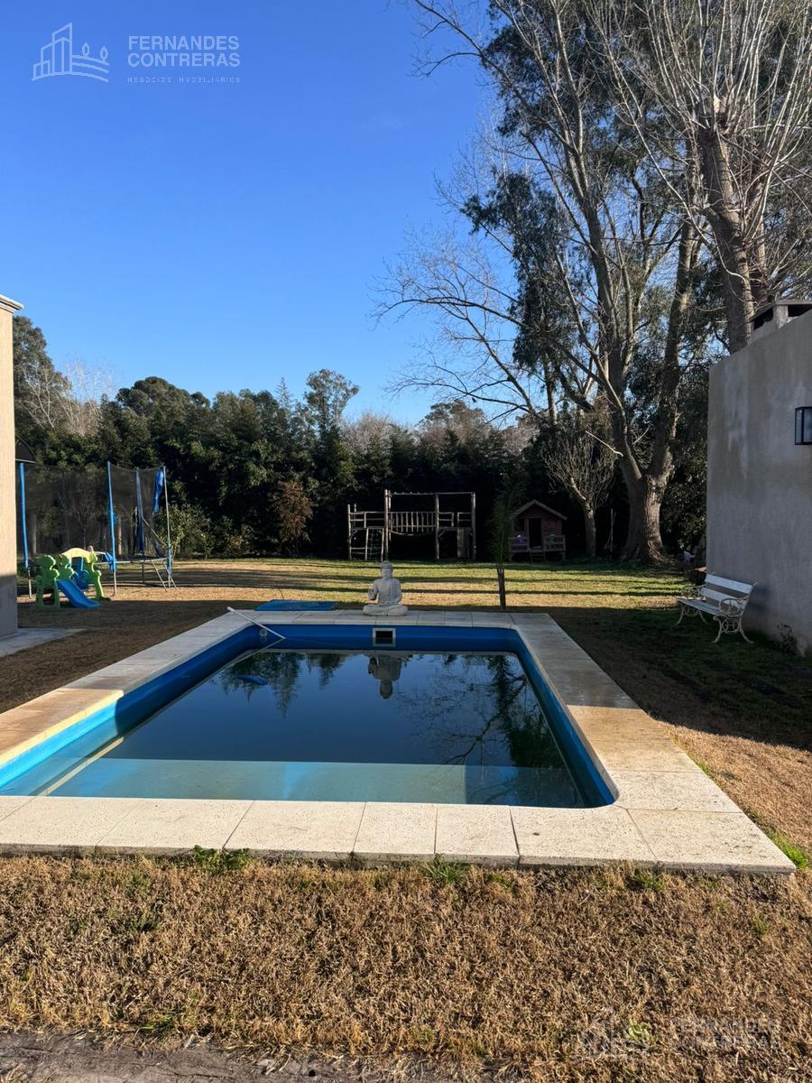 Casa en venta con piscina