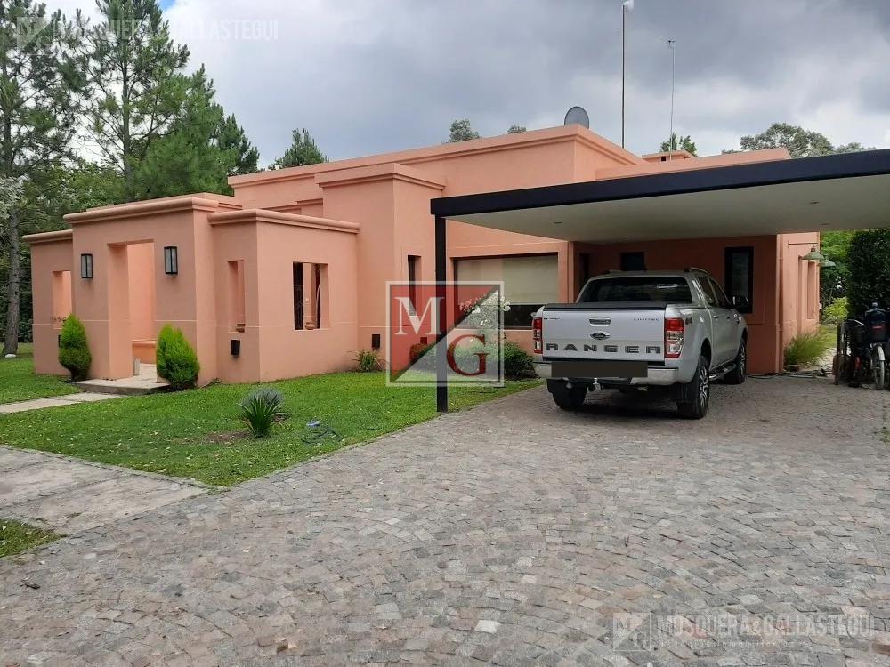 Casa en venta en Casuarinas del Pilar.