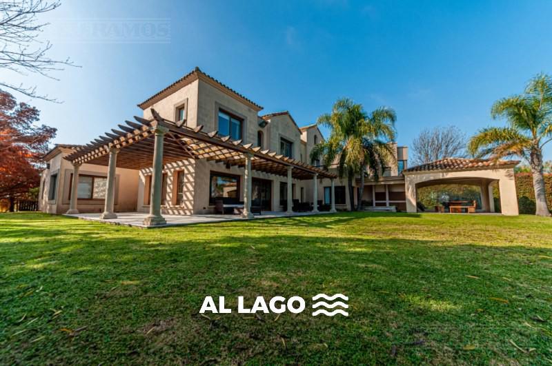 Casa al lago con 5 dormitorios en venta  en  El Golf - Nordelta