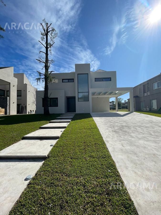 CASA en VENTA en Saint Thomas Oeste - Canning