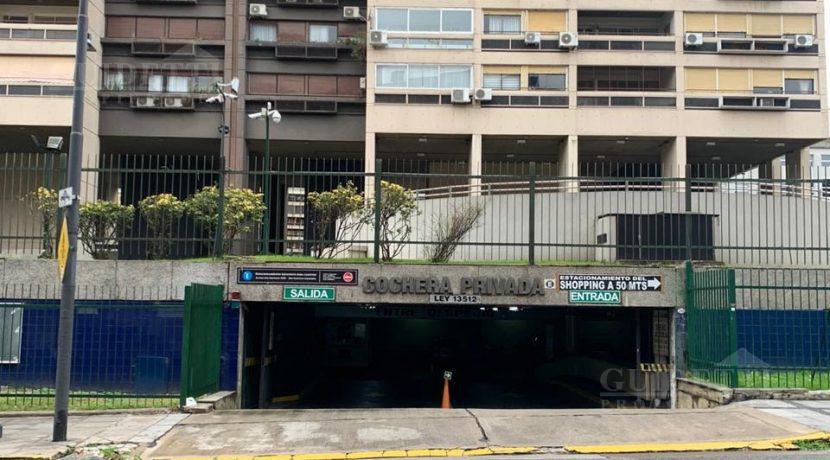 Cochera en Venta - Arenales  3300