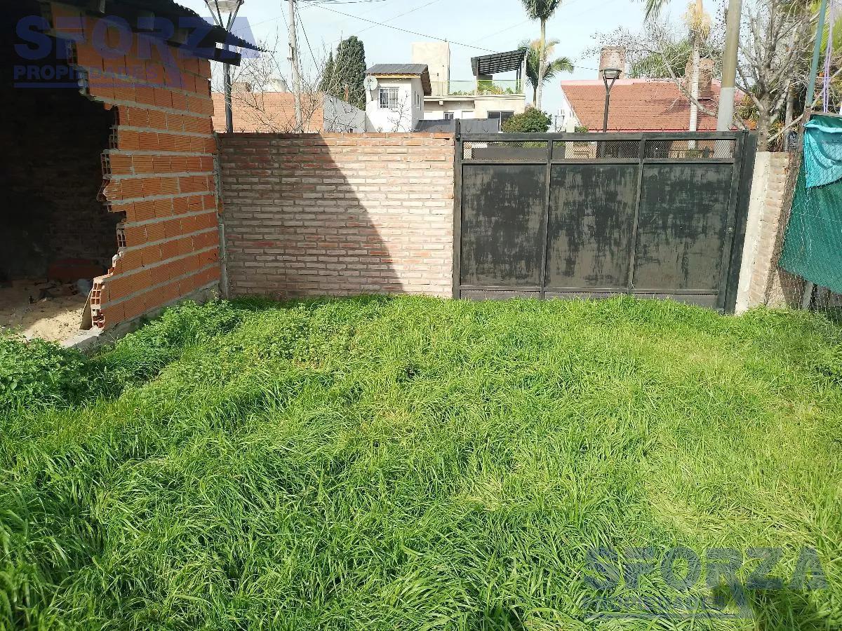 Terreno en  Venta a dos cuadras de la estacion de polvorines