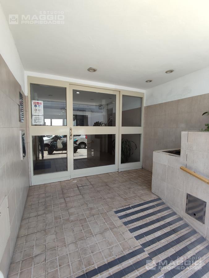 DEPARTAMENTO VENTA RAMOS MEJIA SUR 2 AMBIENTES