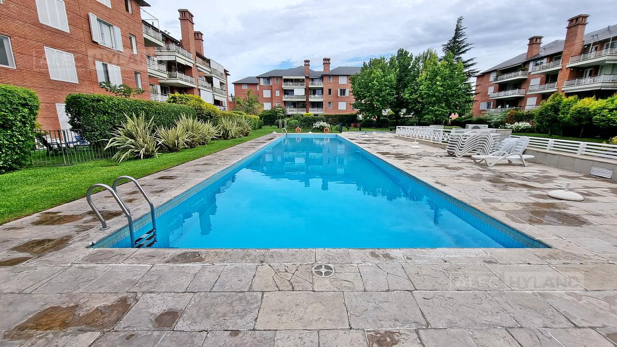 Departamento en venta de 2 amb , jardín propio y  amenities - Jardines De San Isidro