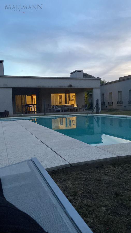 Casa en Pilará sobre el golf Mallmann propiedades