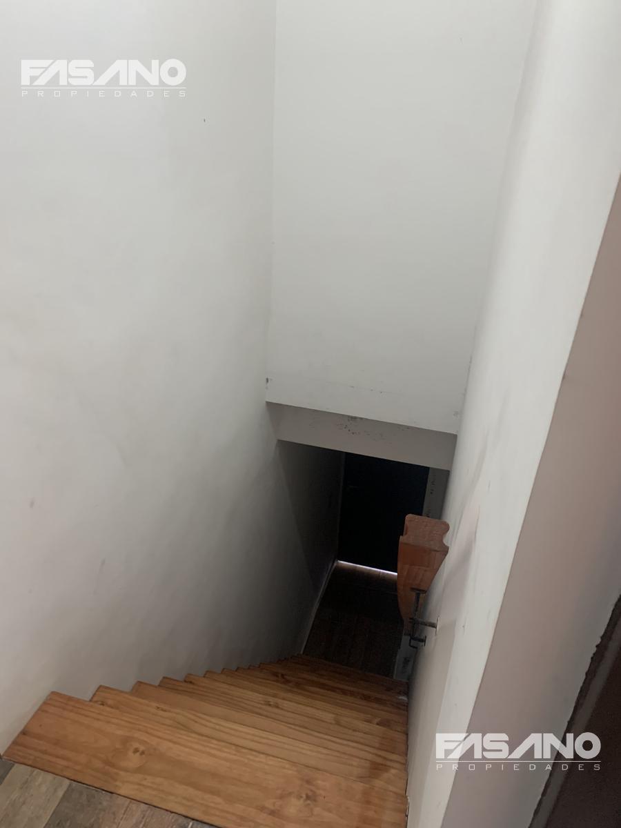 PH 3 AMB. EN VENTA - CASEROS CENTRO