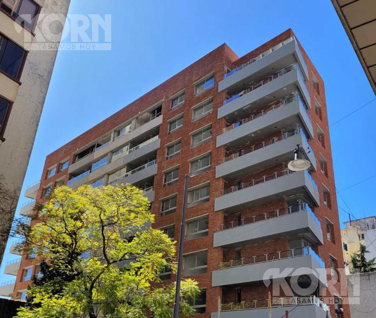 VENTA LOCAL A ESTRENAR EN SAN TELMO, IDEAL PARA GASTRONOMÍA