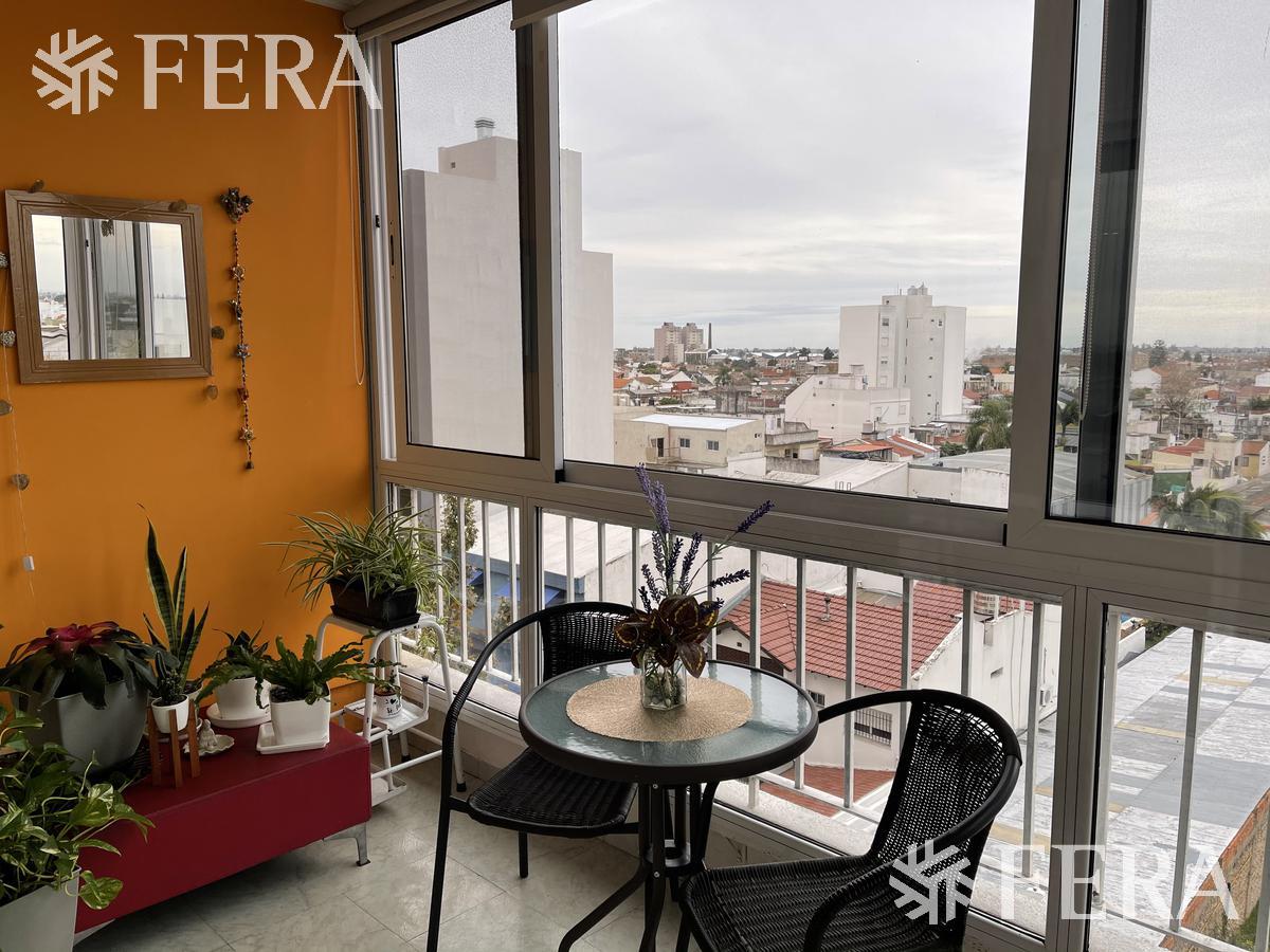 Venta de departamento de 4 ambientes con balcón (27855)