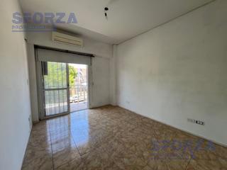 Venta de Departamento 3 ambientes con balcon y cochera en San Miguel