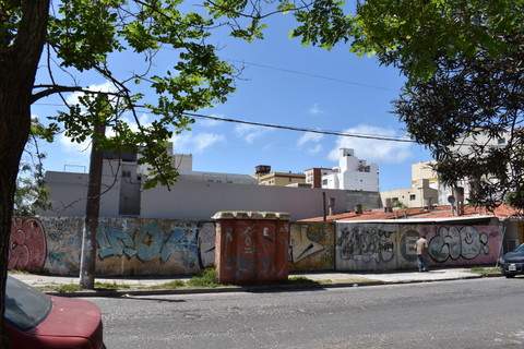 LOTE EN CENTRO DE SANTA TERESITA