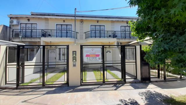 HERMOSO TRIPLEX CERCA DE LA UNIVERDAD DE MORENO ZONA OESTE