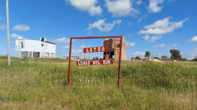 LOTES A MTS DE RUTA 11,  LOMAS DEL SUR, RUTA 11 KM 16 - FINANCIACIÓN