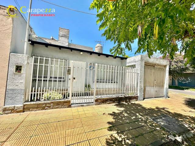 Casa - Ph en Venta, en Villa Bosch